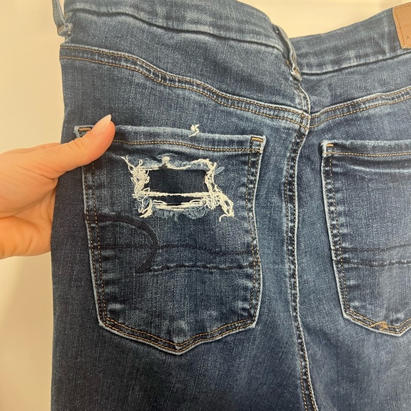 AE NE(X)T Level Curvy Super High Waisted Distressed Jean - Picture 3 of 10